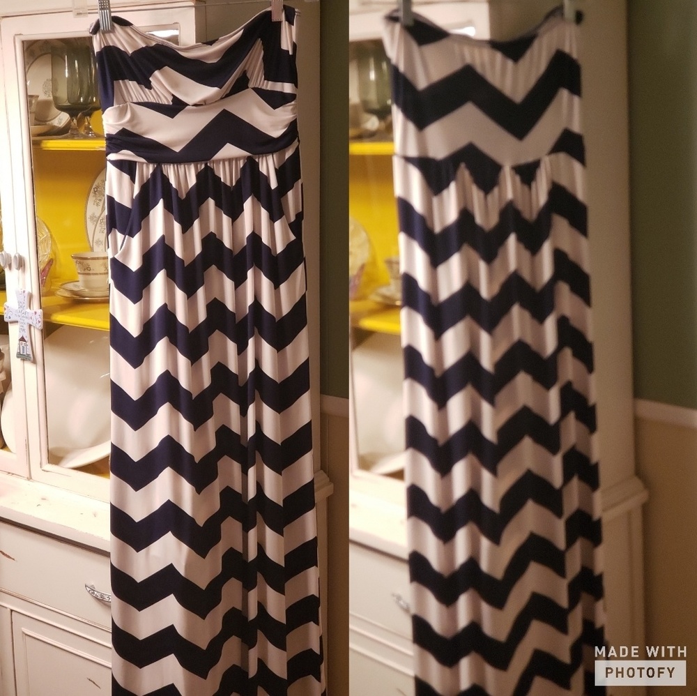 Navy and White strapless dress.